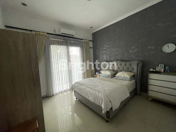 image RUMAH 2 LANTAI SIAP HUNI DI GANDARIA RAYA-JAGAKARSA, JAKSEL (4)
