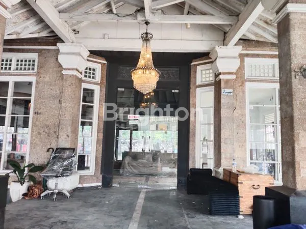 image RUKO DISEWAKAN DI KEROBOKAN BALI PINGGIR JALAN UTAMA  (1)