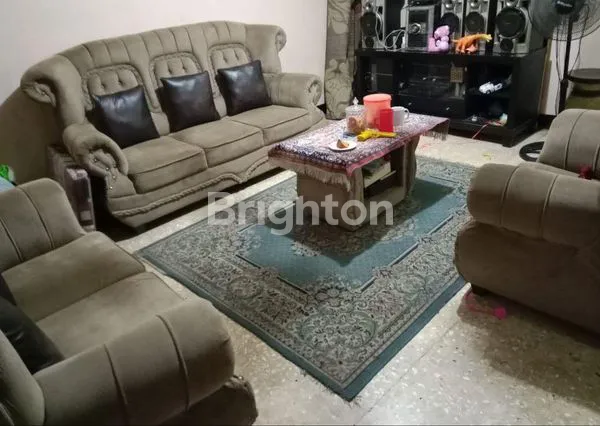 image DIJUAL RUMAH STRATEGIS DI BEKASI TIMUR (4)