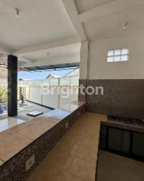 image VILLA STRATEGIS 3 KT, SIAP HUNI & SEMI FURNISHED (2)