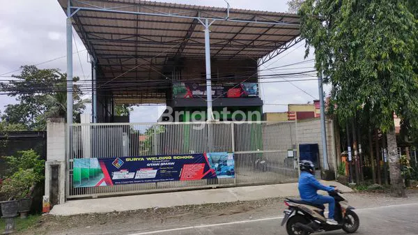 TEMPAT DI JUAL TINGGAL PAKAI