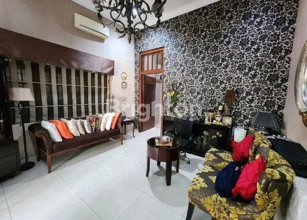 image HUNIAN MEWAH DI KAWASAN MENTENG JAKARTA PUSAT (6)