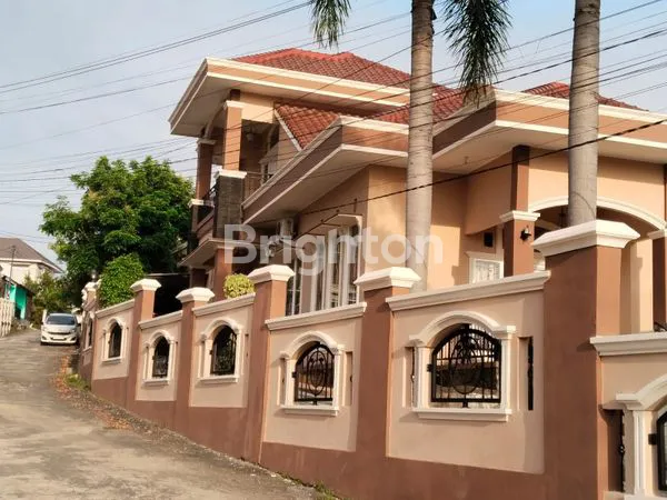 image RUMAH MEWAH 2 LANTAI.  LT. 601M.  DI JL. SULTAN M. MANSUR KEC. ILIR BARAT 1 PALEMBANG (1)