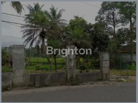 image DI JUAL TANAH DAN BANGUNAN (1)