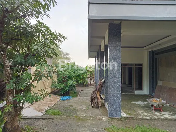 image RUMAH DI TRAYU, BANYUDONO, BOYOLALI (1)