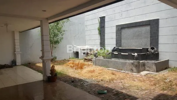 image RUMAH USAHA LOKASI STRATEGIS TENGGILIS (8)