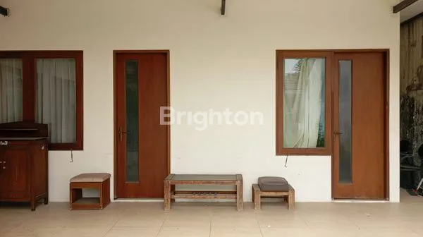 image RUMAH SIAP HUNI DI NGINDEN TIMUR, PARKIR LUAS (2)