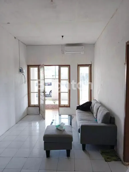 image  RUMAH TYPE HOOK DAN ADA TEMPAT USAHA DI PERUM SURYA ASRI SIDOARJO  (3)
