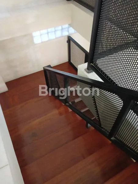 image RUMAH MEWAH DAN LUAS, 2 LANTAI DI BB, LT 407M² (5)