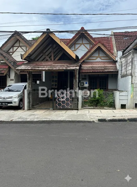 image RUMAH NYAMAN DAN ASRI DI GRIYA DEPOK ASRI (1)