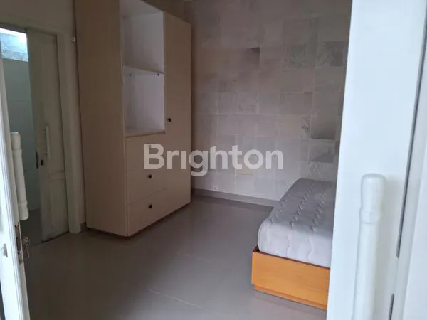 image RUMAH CANTIK 2 LANTAI, SHM, LT 350M² DI DENPASAR UTARA (6)