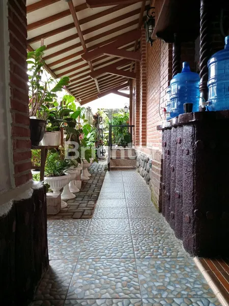 image RUMAH VILLA ASRI DI PACET KAB BANDUNG (3)
