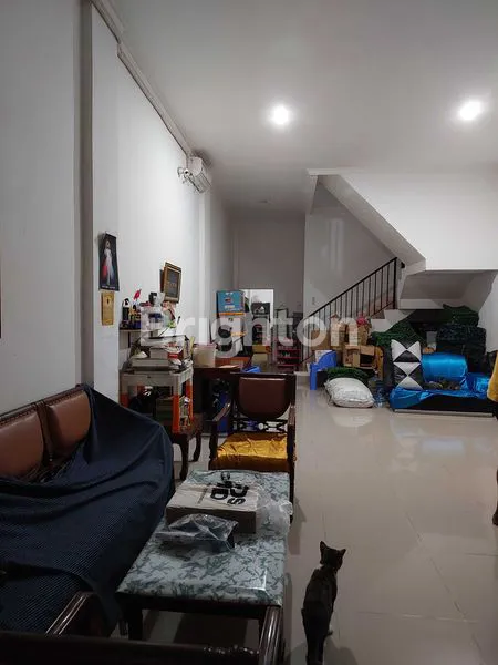 image RUKO STRATEGIS JAGAKARSA, LT 150M², 3 LANTAI (5)