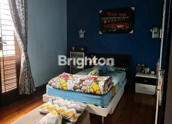 image DIJUAL RUMAH MEWAH 2 LANTAI DIKAWASAN PREMIUM STRATEGIS DAN BISNIS DI KEMANG PRATAMA BEKASI KOTA  (7)