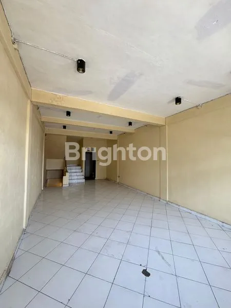 image DI SEWAKAN RUKO 3 LANTAI DI JALAN GUNUNG AGUNG (3)