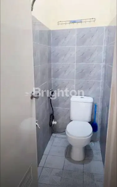 image RUMAH 2 LANTAI LT/LB 80 DI PONDOK AREN (6)