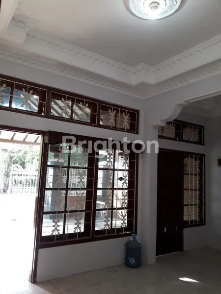 image RUMAH LAMA WISMA PENJARINGAN SELANGKAH KE RAYA MERR & RUNGKUT UPN HANYA 1.2M NEGO (6)