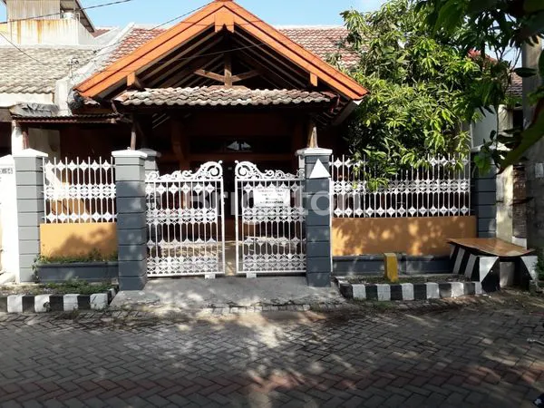 image RUMAH LAMA WISMA PENJARINGAN SELANGKAH KE RAYA MERR & RUNGKUT UPN HANYA 1.2M NEGO (1)