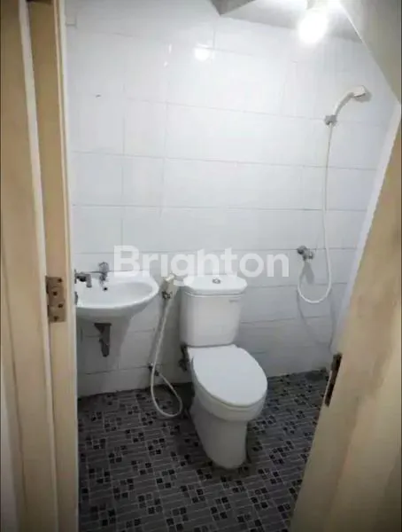 image RUMAH 2 LANTAI DI CLUSTER LAVENDER, GADING SERPONG (5)