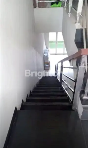 image RUMAH 2 LANTAI SIAP HUNI, DEKAT BINTARO XCHANGE (6)