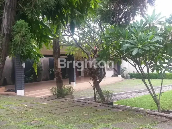 image RUMAH 3 KT DI BINTARO VETERAN – PRIVATE POOL | UNIT LANGKA | TURUN HARGA! (7)