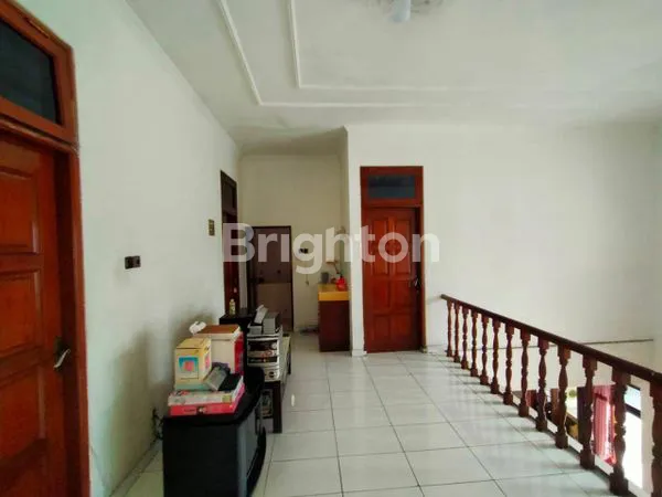 image HUNIAN STRATEGIS DI SUTOREJO, LT 300M² & LB 400M² (5)