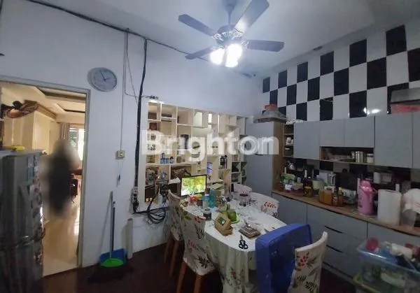 image DIJUAL RUMAH MODERN DIKAWASAN PREMIUM STRATEGIS DAN BISNIS DI KEMANG PRATAMA BEKASI KOTA  (7)