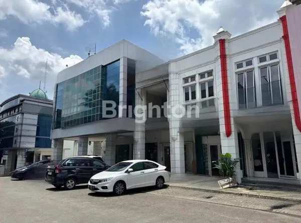 image RUKO SIAP PAKAI, LOKASI STRATEGIS DI PINGGIR JALAN RAYA TRANSYOGI CIBUBUR, SELANGKAH KE MALL CITRAGRAN CIBUBUR, JATISAMPURNA, BEKASI (1)