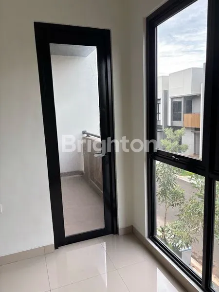 image RUMAH SEWA 4KT DI SUMMARECON CROWN GADING CLUSTER REGIA (1)