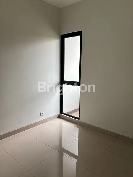 image RUMAH SEWA 4KT DI SUMMARECON CROWN GADING CLUSTER REGIA (5)