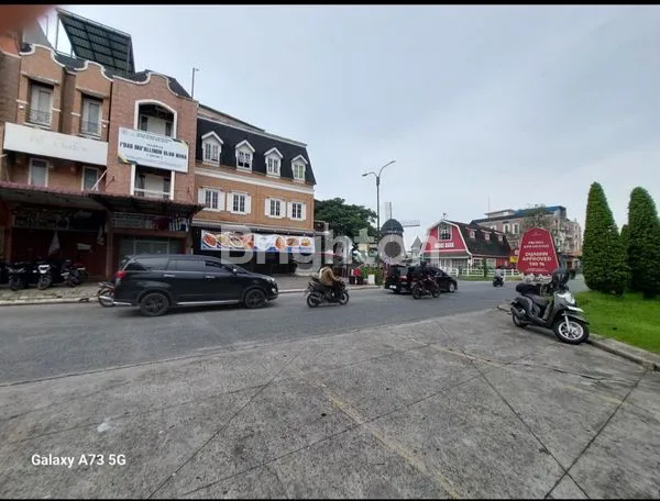 image RUKO 3 LANTAI SIAP HUNI MEDAN JOHOR (5)