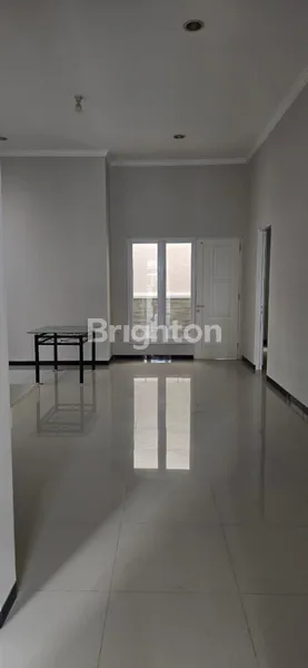 image RUMAH SIAP HUNI BARU RENOVASI DI BABATAN PANTAI UTARA (4)