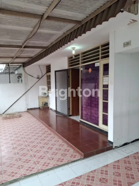 image RUMAH SIAP HUNI DARMO HARAPAN ROW JALAN 2,5 MOBIL (2)