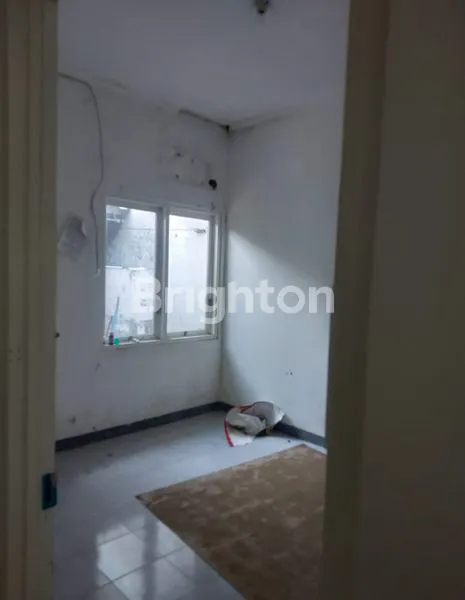 image RUMAH DIJUAL DI PERUM JAYA MASPION PERMATA GEDANGAN SIDOARJO (4)