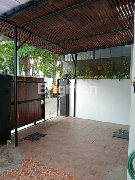 image SELANGKAH RAYA MERR RUMAH TERAWAT DI KENDALSARI PRATAMA, DEKAT STIKOM, DEKAT PERUMAHAN PONDOK NIRWANA  (3)