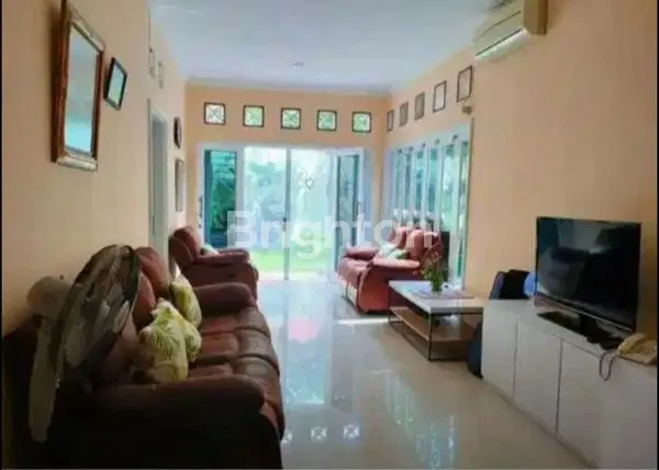 image HUNIAN STRATEGIS CIBUBUR, 7BR & 400M² LB, DEKAT LRT (2)