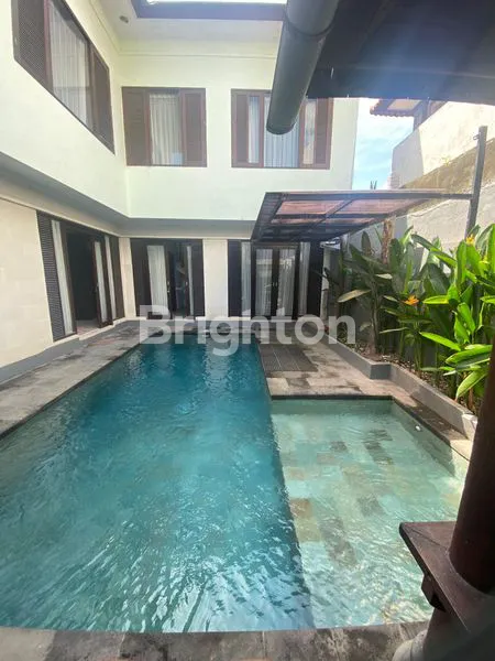 image DI SEWAKAN RUMAH 2 LANTAI  SEMI VILLA DIRENON (1)