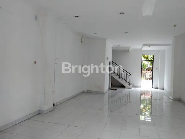 image SIAP USAHA, TENGAH KOTA AREA KOMERSIAL JL. RAYA COKROAMINOTO (6)