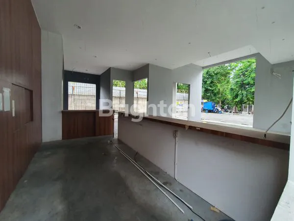 image BANGUNAN DI RAYA MARGOREJO INDAH  (6)