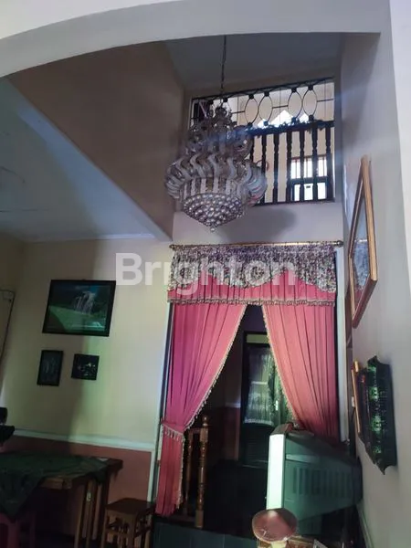 image RUMAH STRATEGIS DI TENGAH KOTA MALANG DEKAT ALUN-ALUN DAN UNIVERSITAS FAVORIT (2)