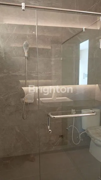 image RUMAH 2 LANTAI BRAND NEW SIAP HUNI DI KELAPA GADING (3)