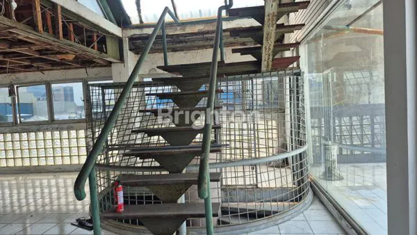 image RUMAH KANTOR 4 LANTAI DI PUSAT KOTA, SHM, LT 246M² (6)
