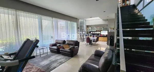 image RUMAH DI CITRALAND FULLERTON PLACE ADA POOL (3)