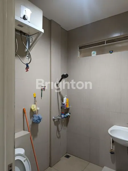 image RUMAH VILLA VALENSIA POSISI HOOK MINIMALIS KONDISI BAGUS DAN TERAWAT (7)