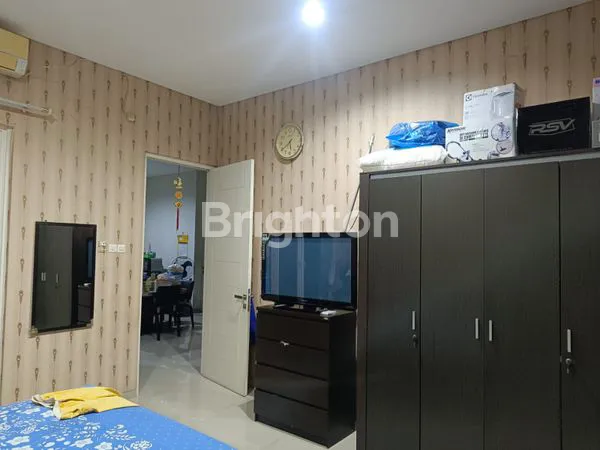 image RUMAH VILLA VALENSIA POSISI HOOK MINIMALIS KONDISI BAGUS DAN TERAWAT (6)