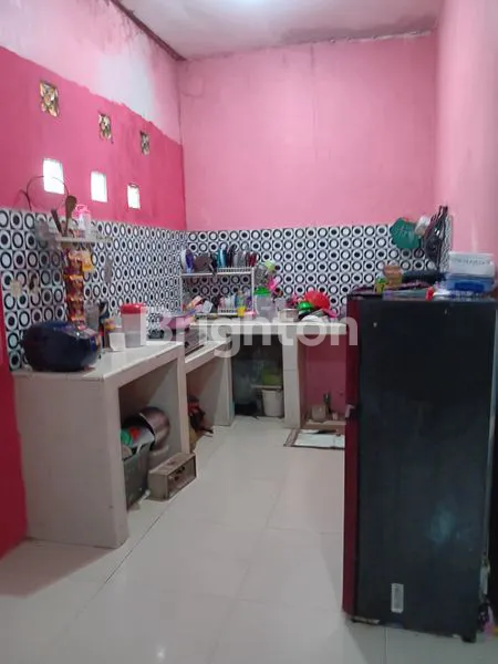 image RUMAH 2 LANTAI BERIKUT KIOS DI BEKASI TIMUR KOTA (7)