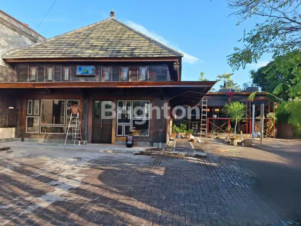 image RUMAH MEWAH DIJUAL – LUAS, ELEGAN &  SIAP HUNI SANUR  (2)