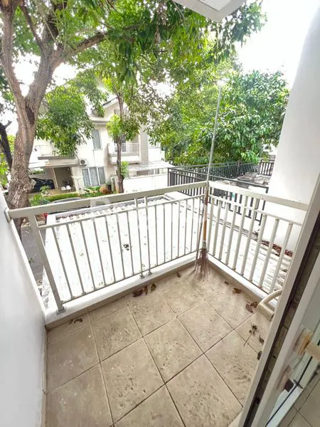 image DISEWA HUNIAN STRATEGIS DI KOMPLEK GREEN PERMATA PESANGGRAHAN (3)