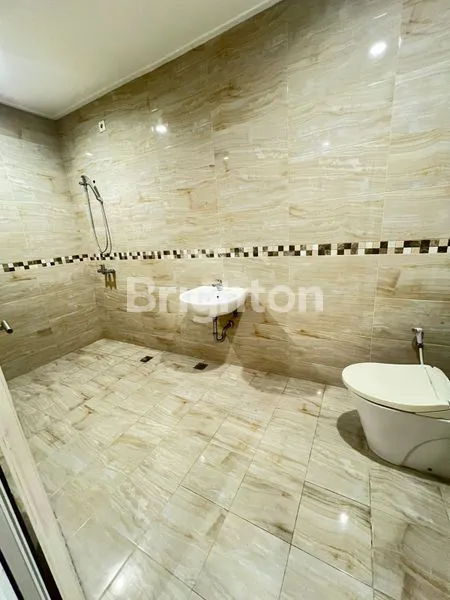 image DISEWA HUNIAN STRATEGIS DI KOMPLEK GREEN PERMATA PESANGGRAHAN (8)