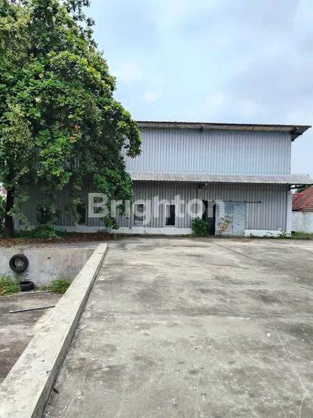 image GUDANG LOKASI STRATEGIS DI DEPOK (3)